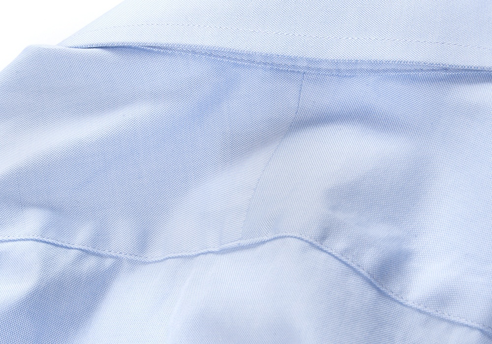 Split yoke on a dress shirt