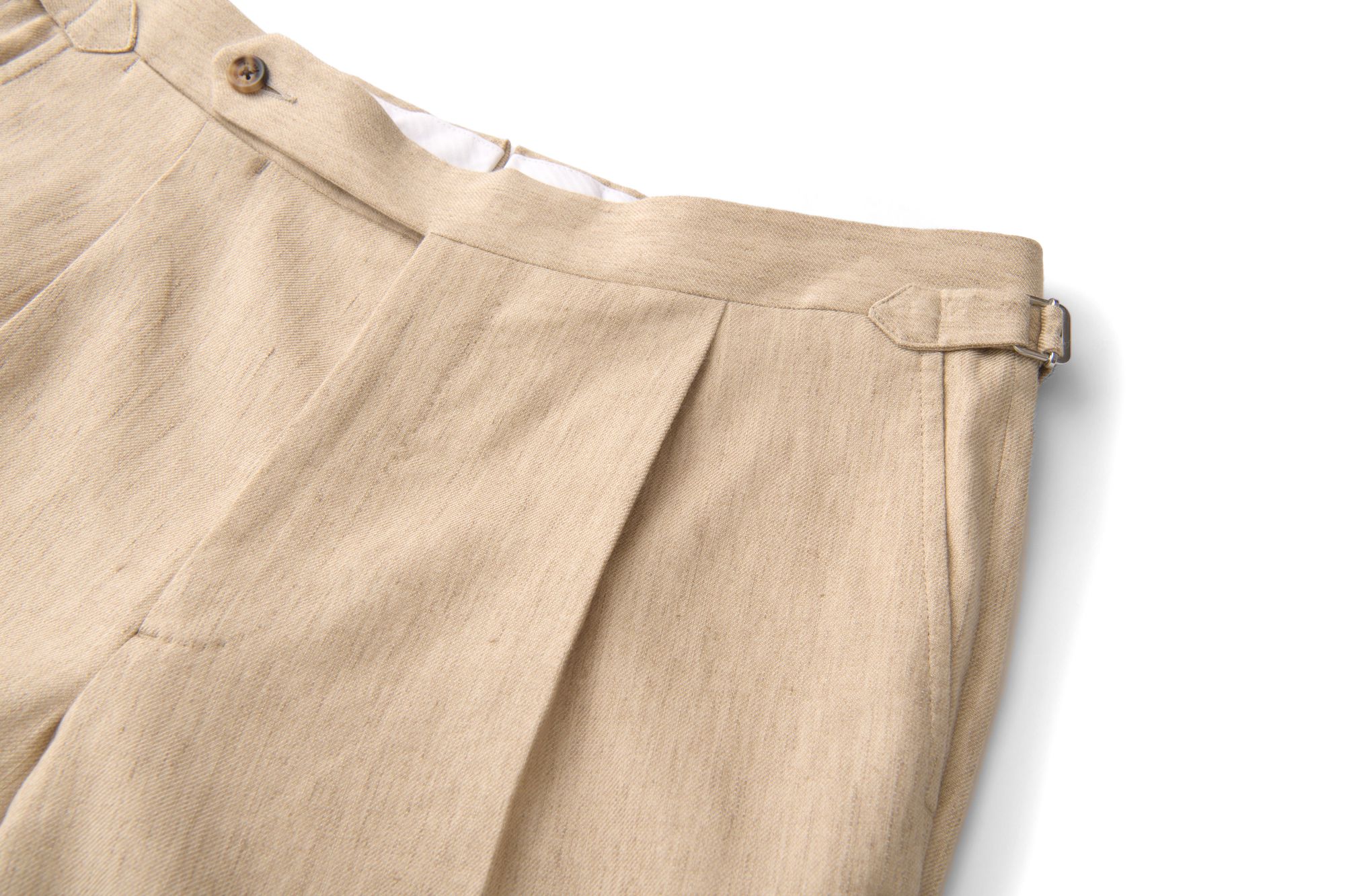 single pleat trouser detail
