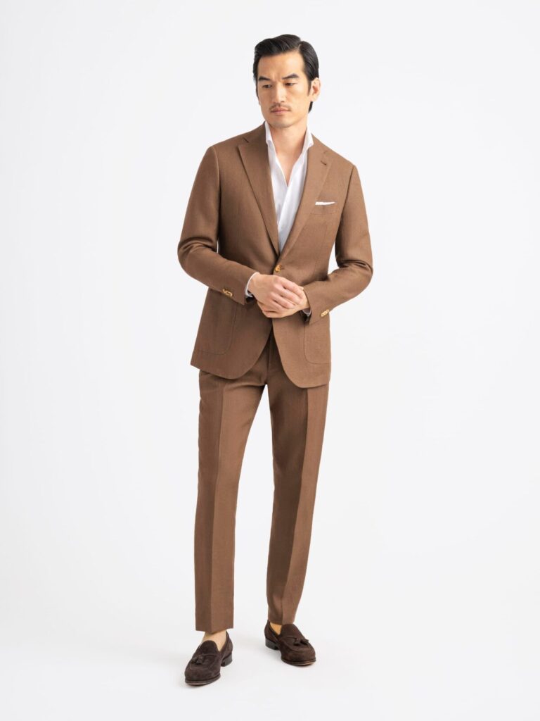 Proper Cloth's Bedford comes in a variety of colors and patterns